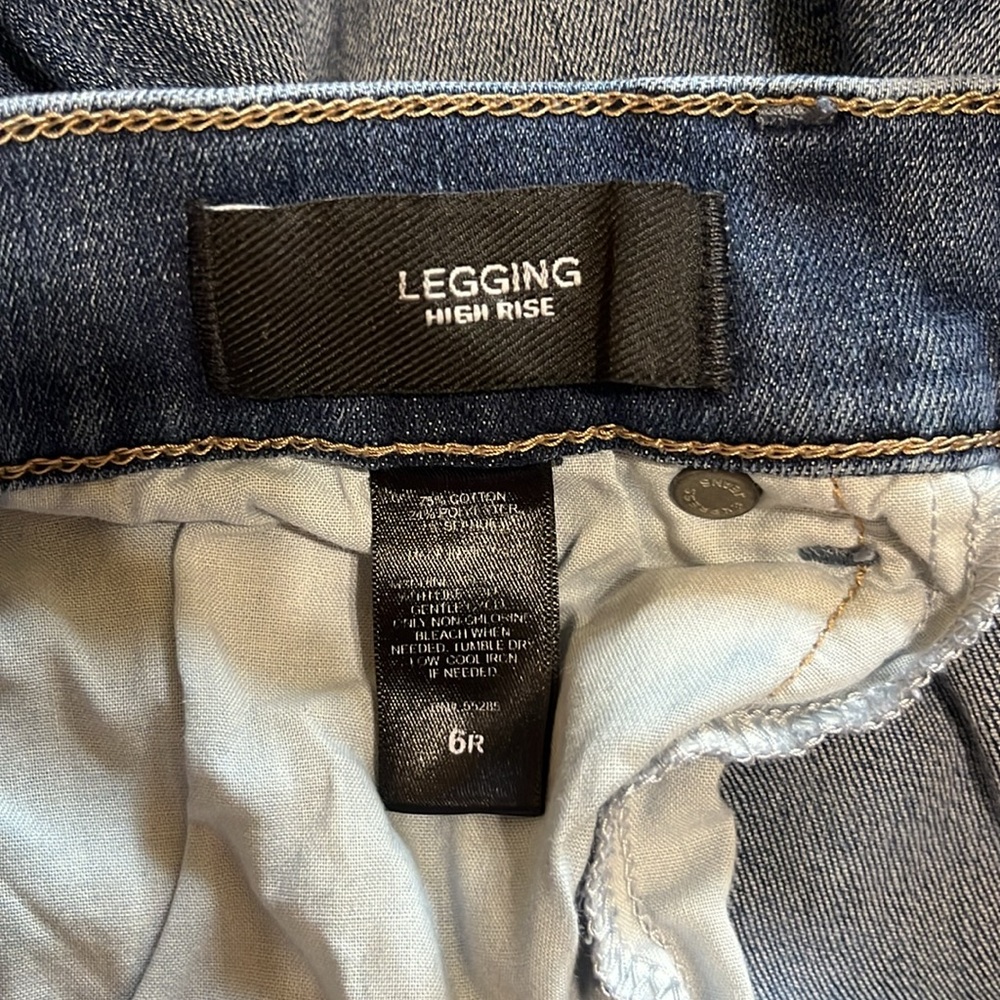 Express Legging High Rise - Picture 9 of 9